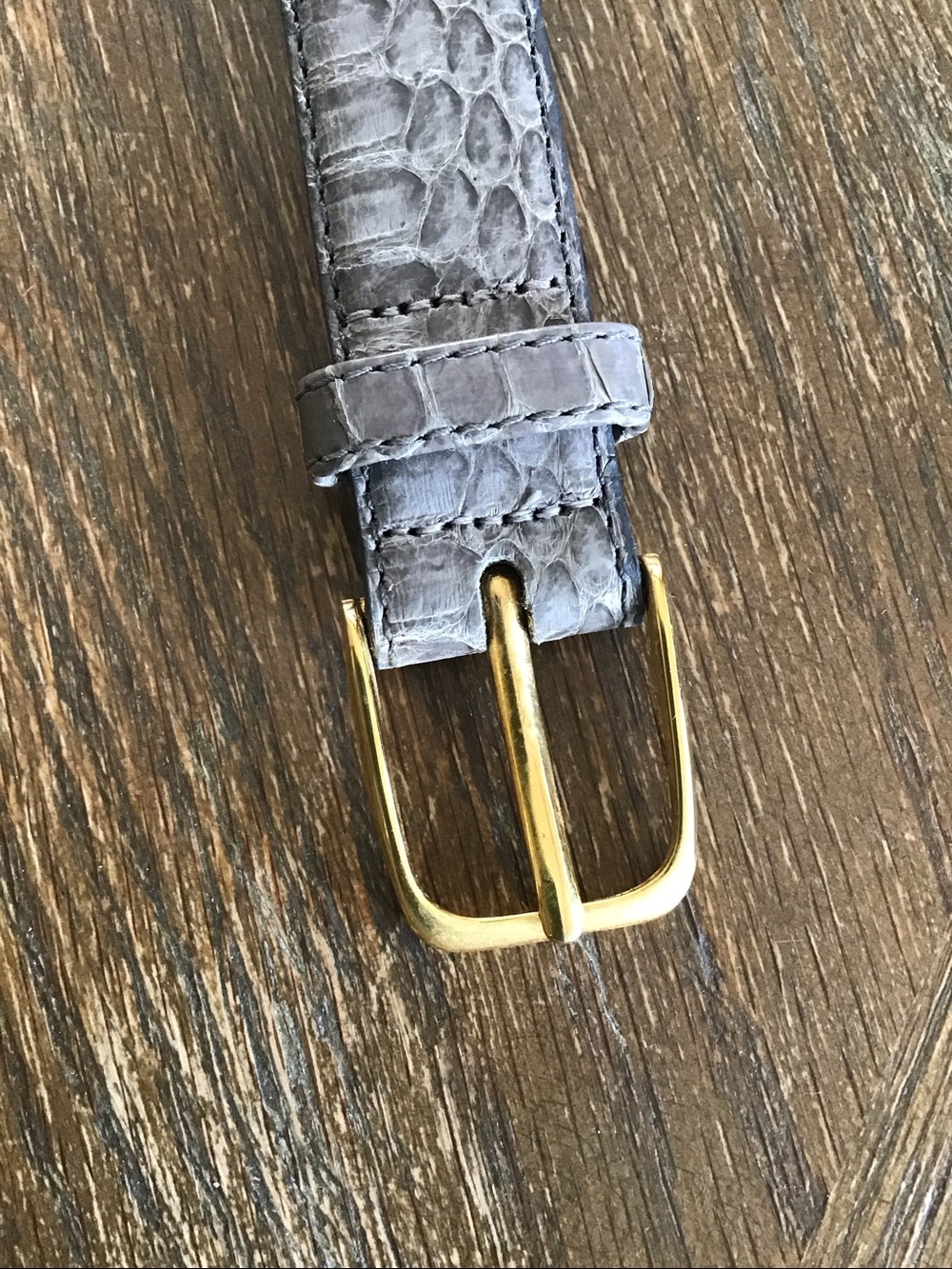 Vintage grey snakeskin belt with a gold-tone buckle. - Picture 3 of 14